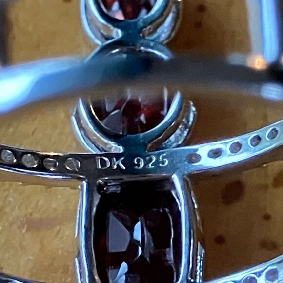 Natural Vermelho Red Garnet Sterling Silver Ring Size 8 - Picture 6 of 9